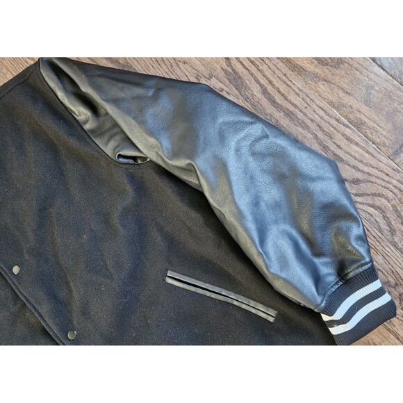 CSG Rally Varsity Jacket Mens 2XL Black White NWT - Picture 3 of 12